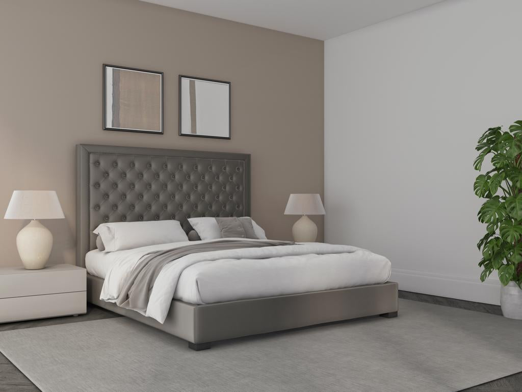 ODESSA TUFTED PIPING